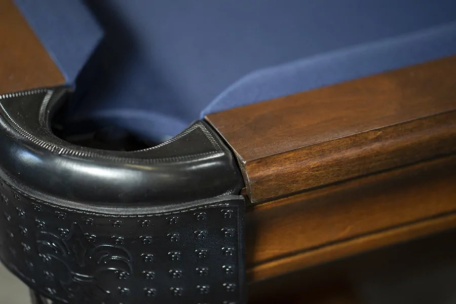 Iron Smyth The Hunchback / 8Ft - Vip Game Room