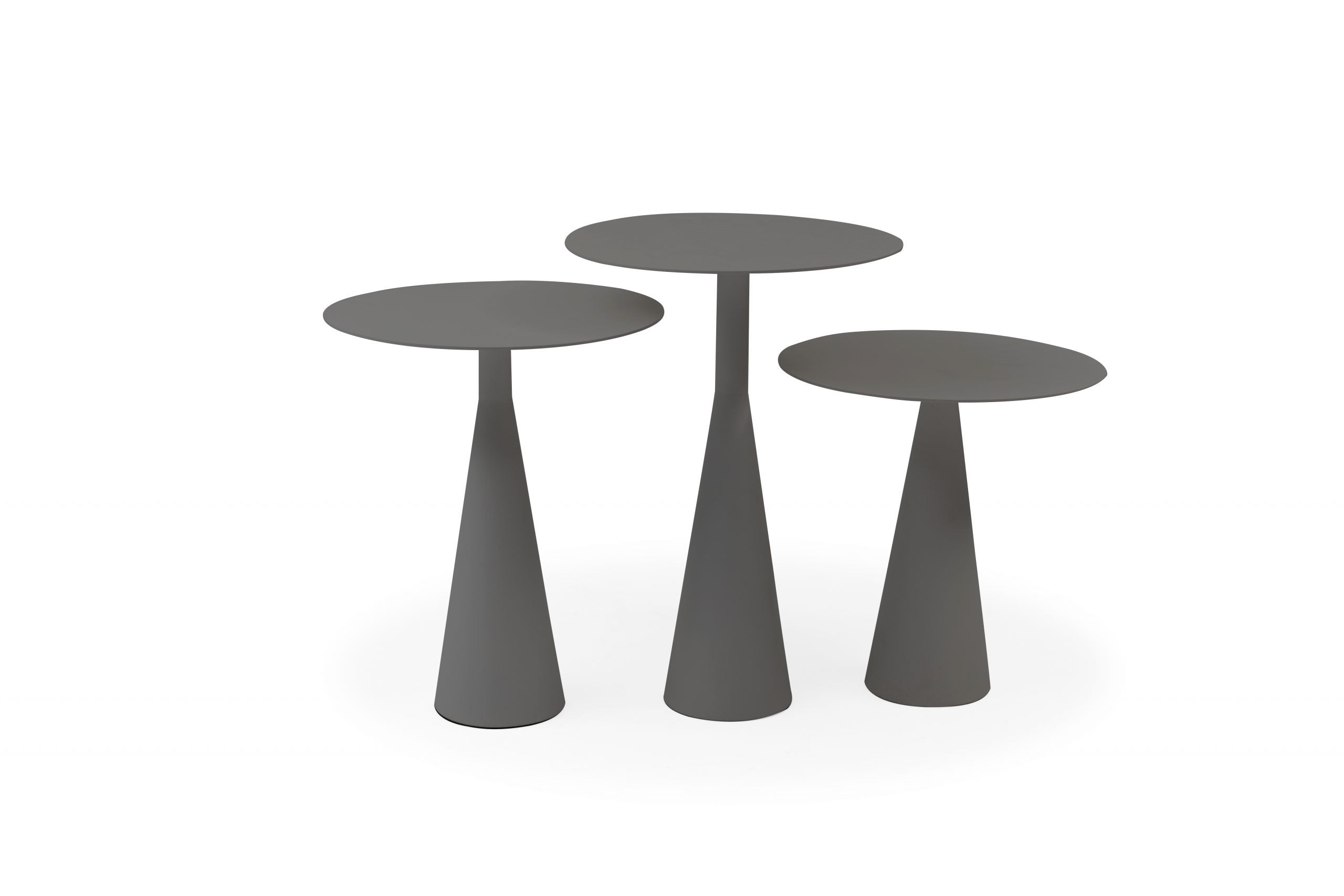 Whiteline Ireland Side Table - Vip Game Room